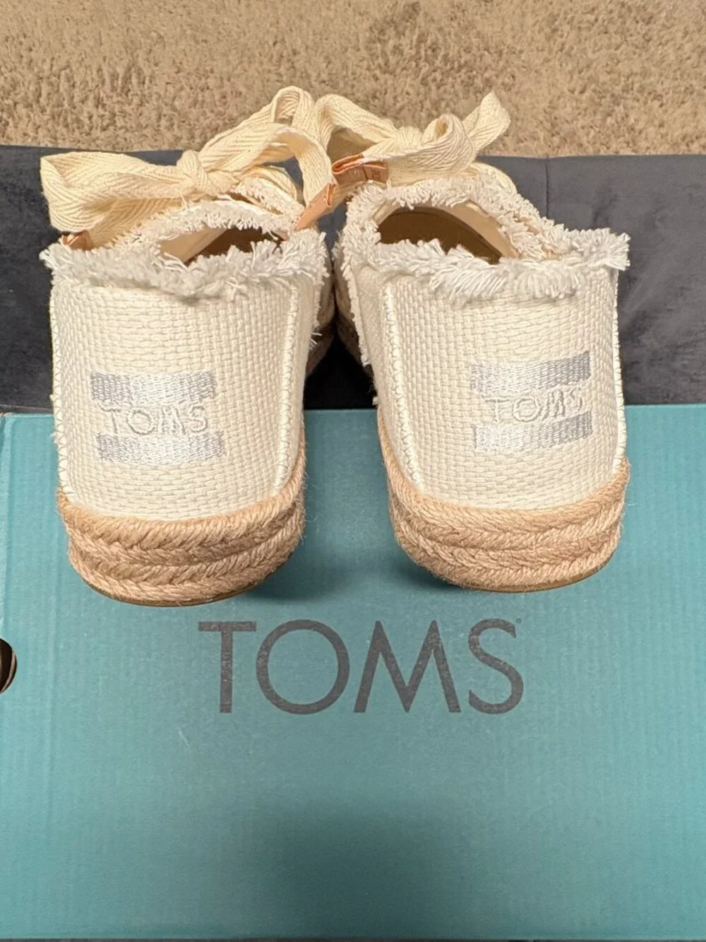 TOMS Carolina Lace Up